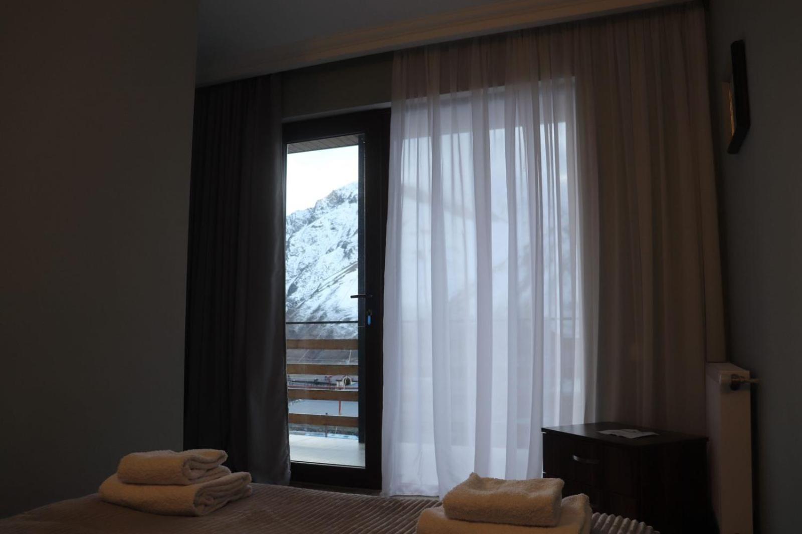 Guesthouse Relax In Kazbegi Luaran gambar