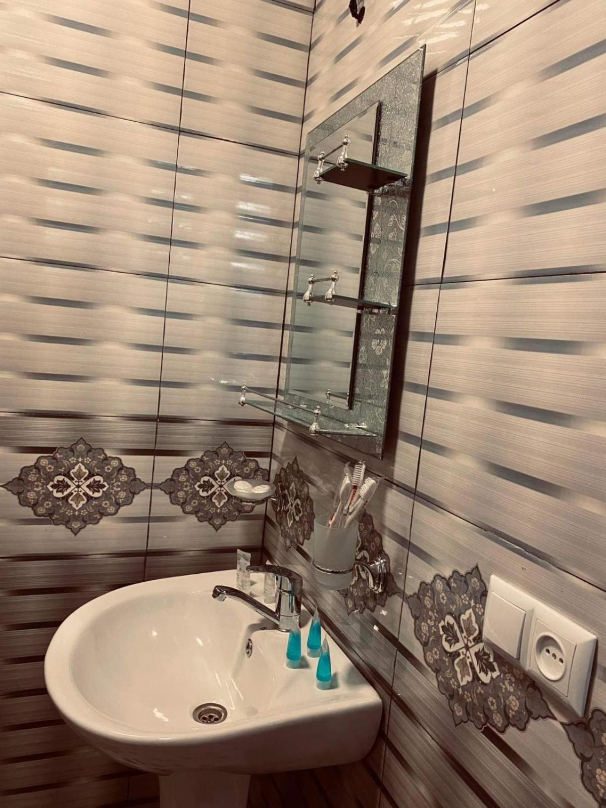 Guesthouse Relax In Kazbegi Luaran gambar